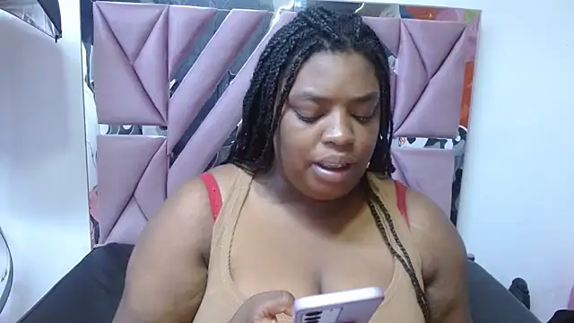 Snapshot of morenahott1 chatting on April 2026 01:18:02 PM morenahott1 online show from April 2026 01:18:02 PM