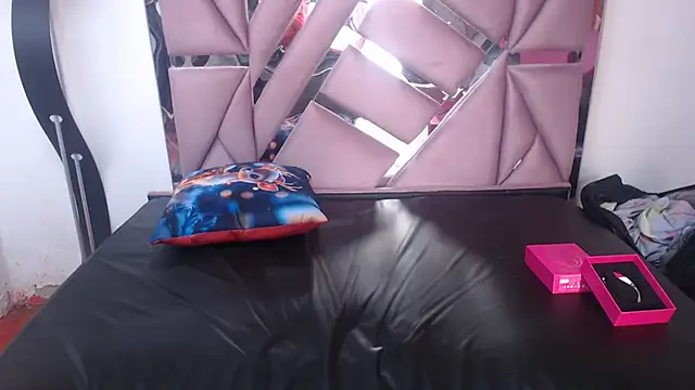 morenahott1 online show from January 2026 12:52:02 PM