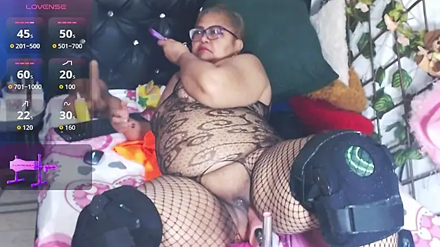 mature beautiful online show from February 2026 11:44:02 AM