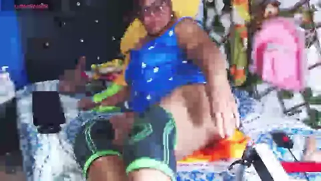 mature beautiful online show from April 2026 08:31:01 PM