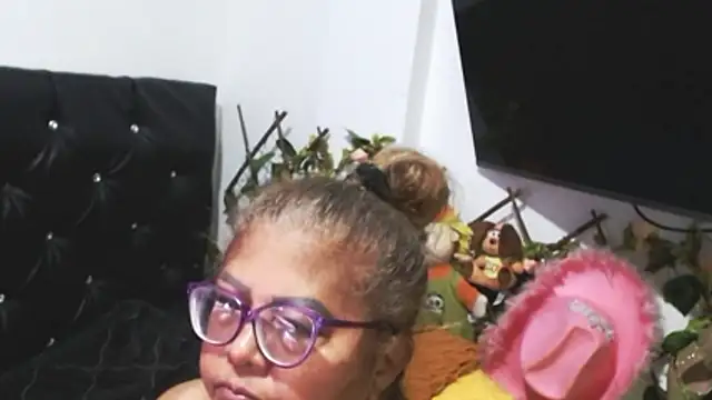 mature beautiful online show from February 2026 01:49:02 AM