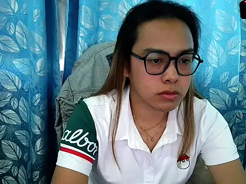 Your PrettyGirlxxx online show from October 2025 01:17:01 AM