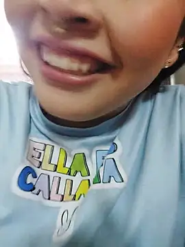 Snapshot of Hana___ chatting on June 2026 10:11:02 PM Hana online show from June 2026 10:11:02 PM