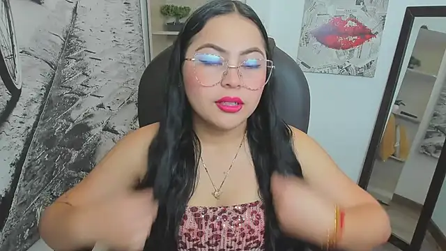 Hana    online show from November 2025 10:24:02 PM