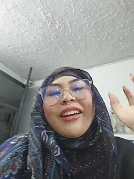 Hana    online show from April 2026 09:39:33 PM