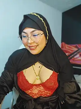 Hana    online show from April 2026 11:33:02 PM