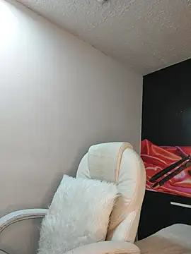 Hana    online show from March 2026 01:40:01 AM