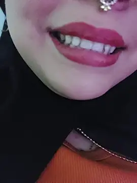 Snapshot of Hana___ chatting on June 2026 09:53:02 PM Hana online show from June 2026 09:53:02 PM