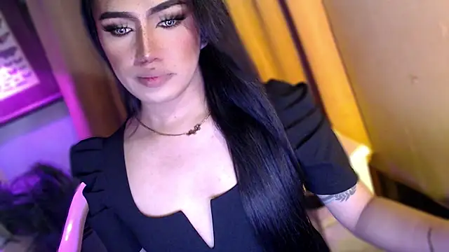 Felina felicia online show from April 2026 05:51:01 PM