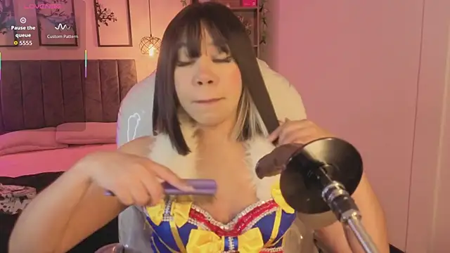 Olivia ds online show from October 2025 04:33:01 AM