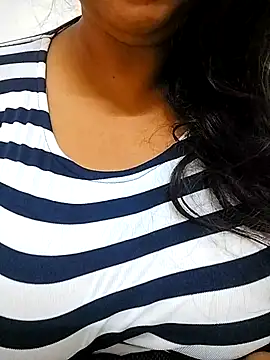 rekhabb123 online show from January 2026 04:18:01 AM