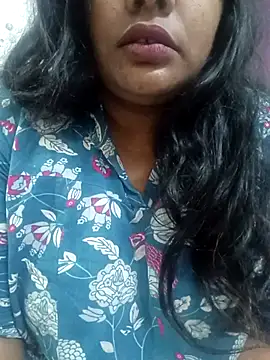 rekhabb123 online show from February 2026 12:20:02 AM