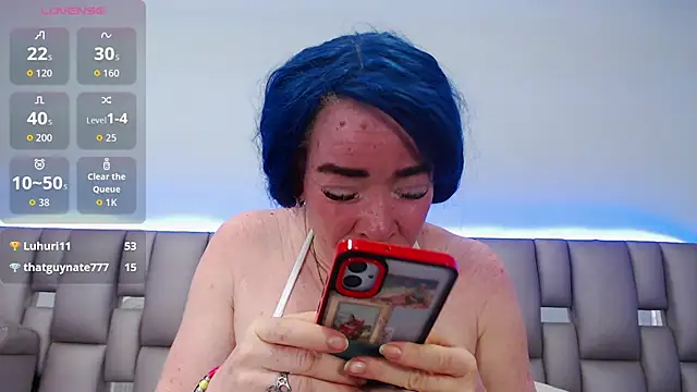 Kittywhiteass online show from January 2026 11:57:01 AM