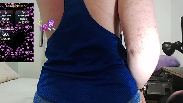 Kittywhiteass online show from March 2026 03:07:01 AM