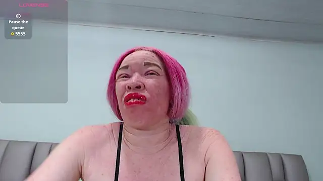 Snapshot of Kittywhiteass chatting on November 2025 01:10:02 AM Kittywhiteass online show from November 2025 01:10:02 AM