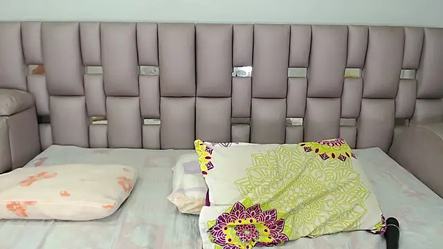 Snapshot of Kittywhiteass chatting on November 2025 03:16:01 AM Kittywhiteass online show from November 2025 03:16:01 AM