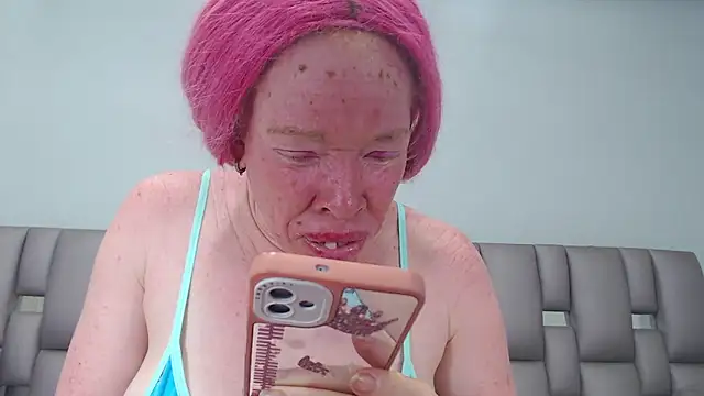 Snapshot of Kittywhiteass chatting on November 2025 11:24:02 AM Kittywhiteass online show from November 2025 11:24:02 AM