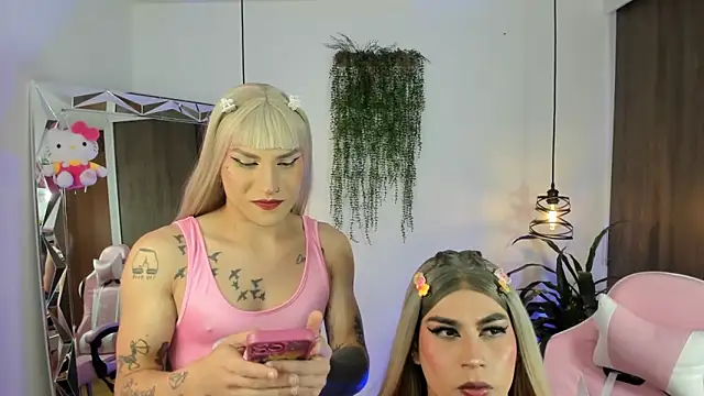 queenramoona-hot online show from March 2026 10:33:02 PM