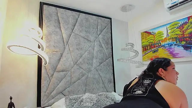 AmandaNordby  online show from March 2025 11:43:02 PM