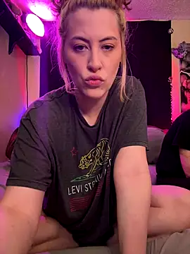 Snapshot of Mallorykoxx69 chatting on November 2025 06:19:02 PM Mallorykoxx69 online show from November 2025 06:19:02 PM