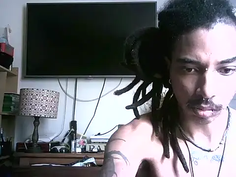 Snapshot of DarkSlim666 chatting on December 2025 01:48:02 PM DarkSlim666 online show from December 2025 01:48:02 PM