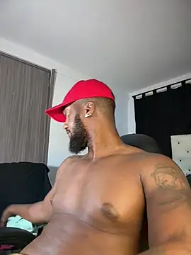 blackdrey18 online show from June 2026 03:01:02 AM