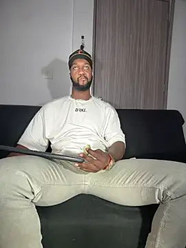 blackdrey18 online show from January 2026 04:14:02 PM