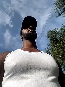 Snapshot of blackdrey18 chatting on November 2025 12:42:01 PM blackdrey18 online show from November 2025 12:42:01 PM