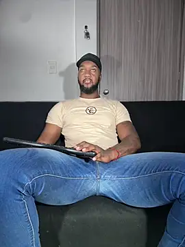 blackdrey18 online show from February 2026 03:18:01 PM