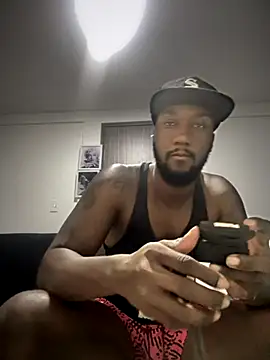 Snapshot of blackdrey18 chatting on November 2025 12:06:01 PM blackdrey18 online show from November 2025 12:06:01 PM