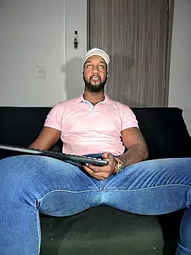 blackdrey18 online show from January 2026 02:13:01 PM