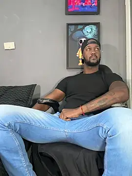 blackdrey18 online show from February 2025 01:43:01 PM