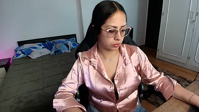 yesie hot online show from March 2026 01:29:02 AM