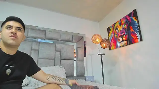 Candy And Andy  online show from October 2025 03:25:01 PM