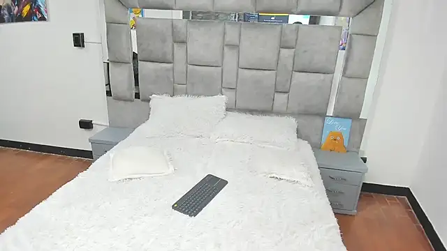 Candy And Andy  online show from July 2026 03:57:02 AM