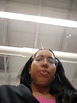 Snapshot of SheenaBrooke chatting on October 2025 12:20:02 AM SheenaBrooke online show from October 2025 12:20:02 AM