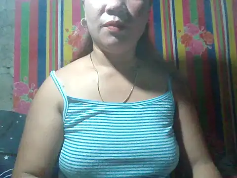 Snapshot of HungryPussypinayX chatting on September 2025 07:52:02 PM HungryPussypinayX online show from September 2025 07:52:02 PM