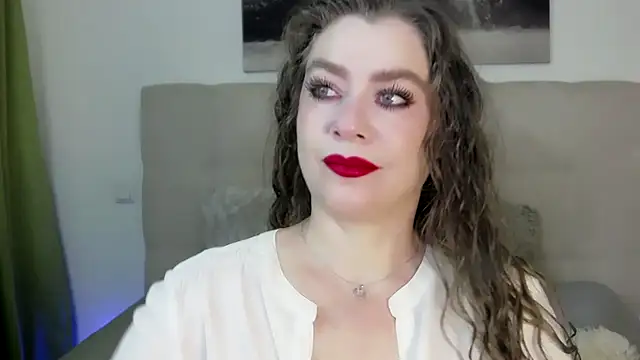 Snapshot of PetersEmily chatting on March 2025 12:12:01 AM PetersEmily online show from March 2025 12:12:01 AM