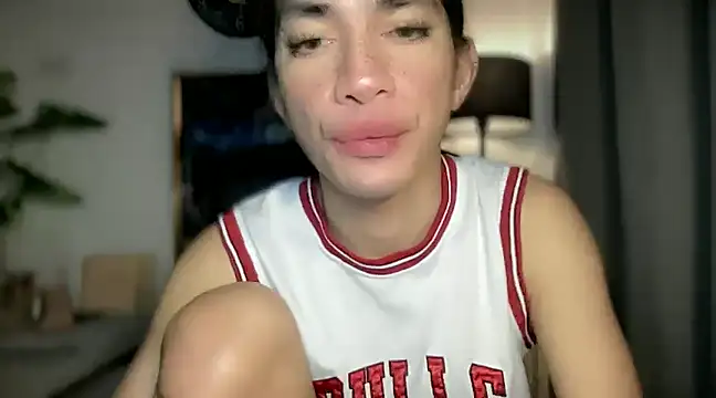 Snapshot of QUEEN_LILITH chatting on February 2025 03:31:02 PM QUEEN LILITH online show from February 2025 03:31:02 PM