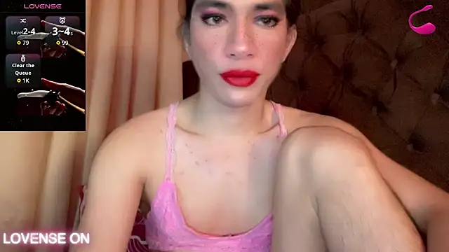 Snapshot of QUEEN_LILITH chatting on April 2026 07:43:01 AM QUEEN LILITH online show from April 2026 07:43:01 AM