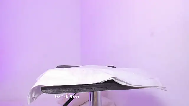 Snapshot of Coral_Princex chatting on October 2025 04:58:02 AM Coral Princex online show from October 2025 04:58:02 AM