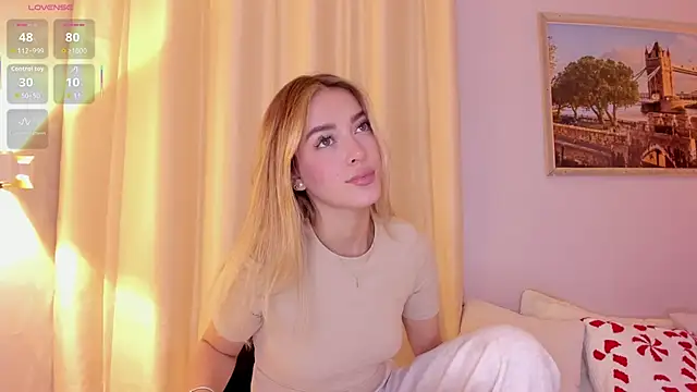 Assh lee  online show from December 2025 12:53:01 PM