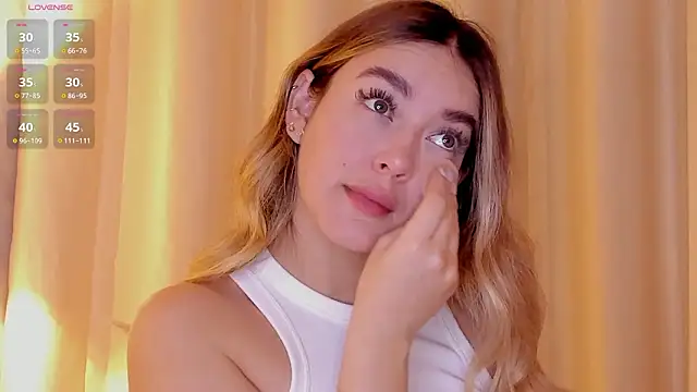 Assh lee  online show from March 2026 01:05:02 PM