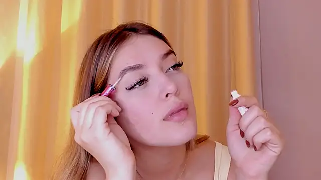 Assh lee  online show from April 2026 01:05:02 PM