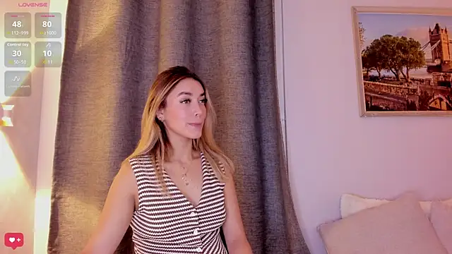 Assh lee  online show from October 2025 12:58:02 PM