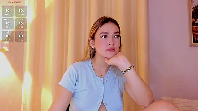 Assh lee  online show from April 2026 03:04:02 PM