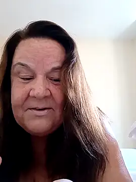 Yaya Mineira online show from February 2025 05:04:02 PM