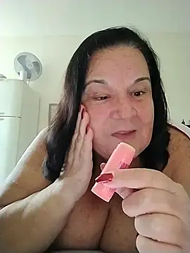 Snapshot of Yaya_Mineira chatting on May 2026 12:13:02 PM Yaya Mineira online show from May 2026 12:13:02 PM