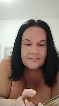Yaya Mineira online show from July 2026 10:45:01 PM
