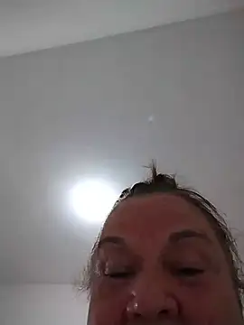 Yaya Mineira online show from November 2025 11:38:02 PM